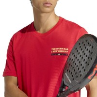 Adidas Wanted una maglietta rossa a stampa